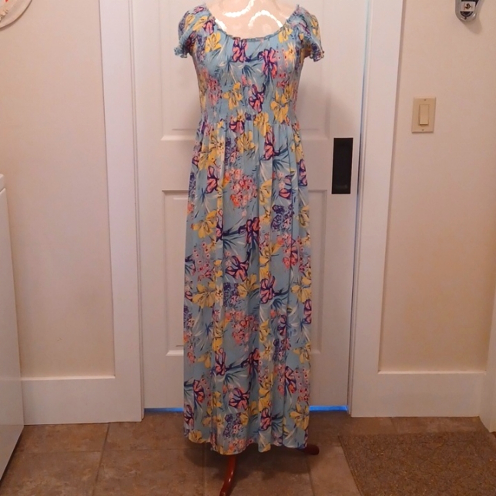 Marcelo Smocked Top Tropical Print Maxi Dress from Soft Surroundings  S